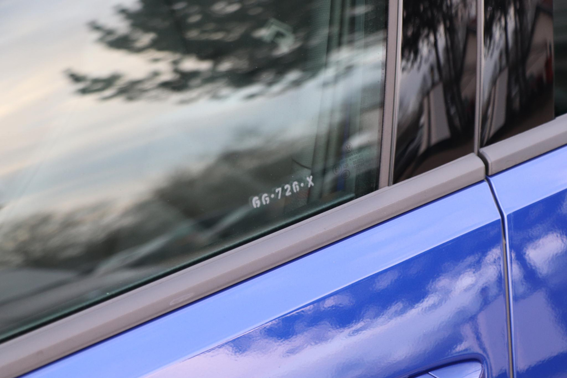 42507130-29.jpg