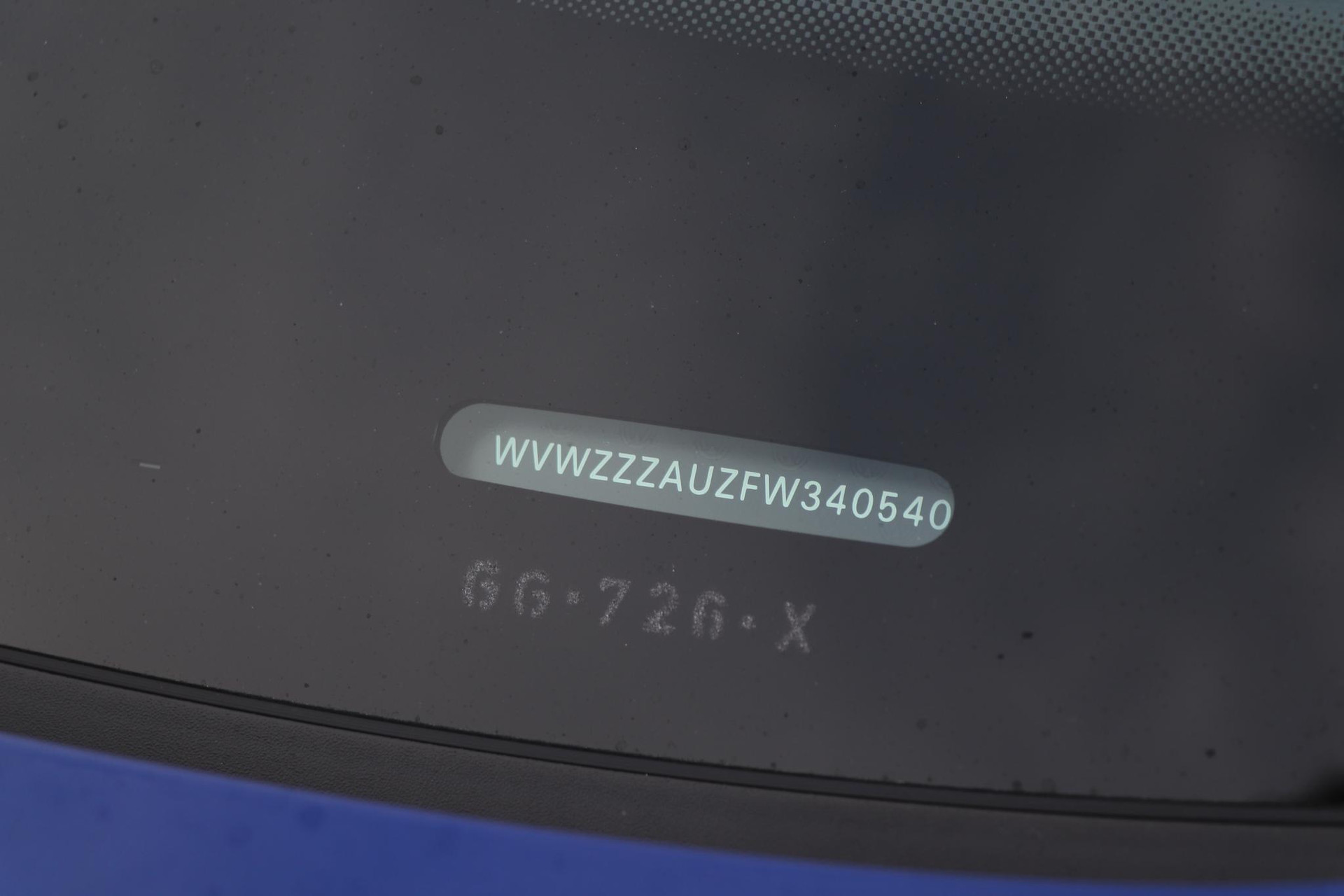 42507130-56.jpg