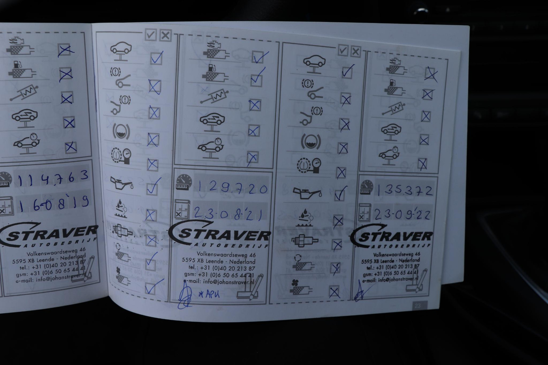 44392966-53.jpg