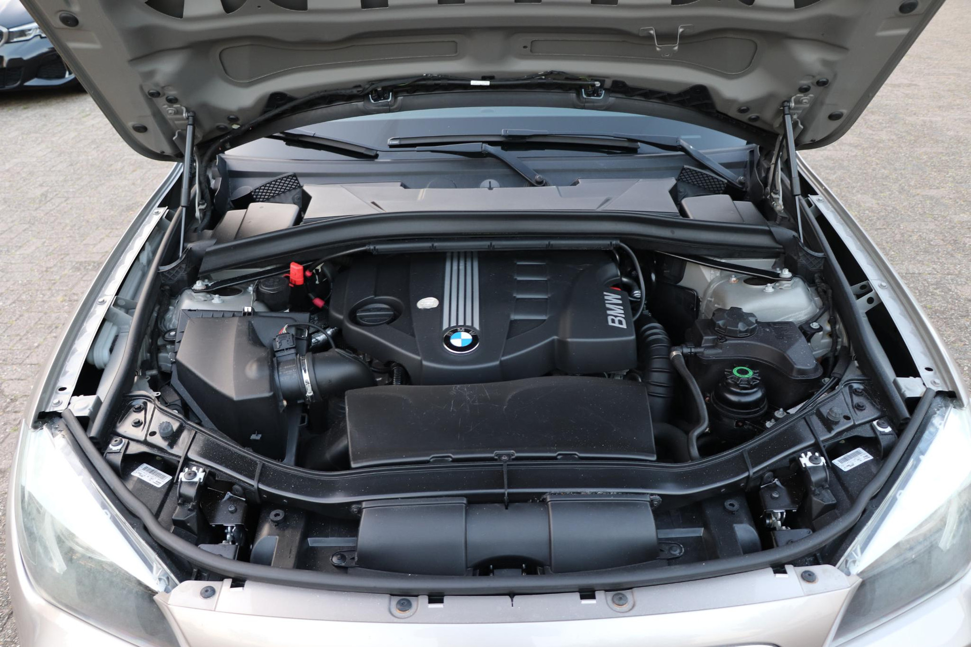 45822573-26.jpg