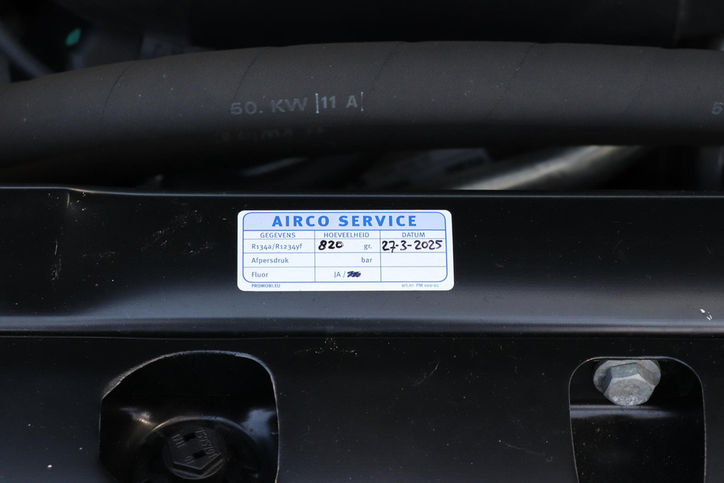 54691469-65.jpg